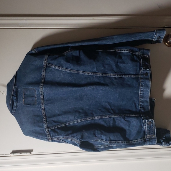 Levi's denim jean jacket. Men's medium - Picture 4 of 4